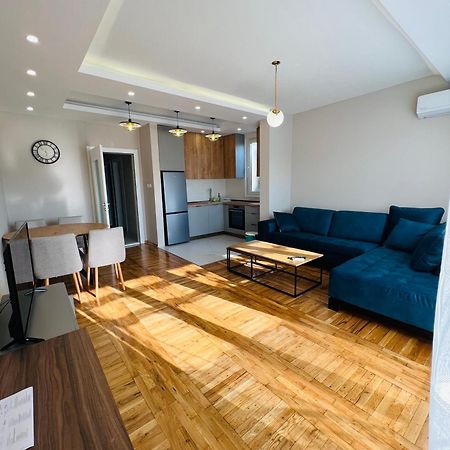 פודגוריצה Apartment Luxury Explorer מראה חיצוני תמונה