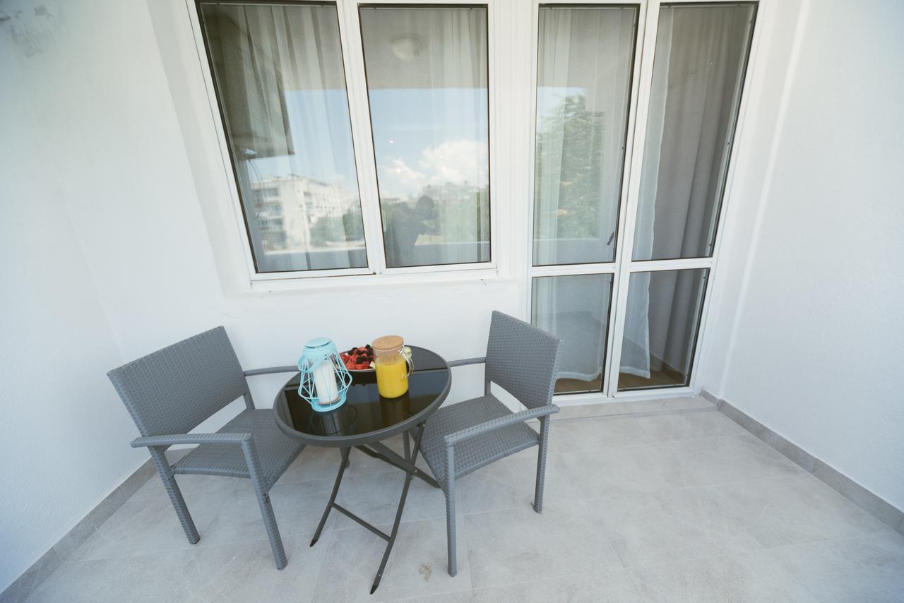 פודגוריצה Apartment Luxury Explorer מראה חיצוני תמונה