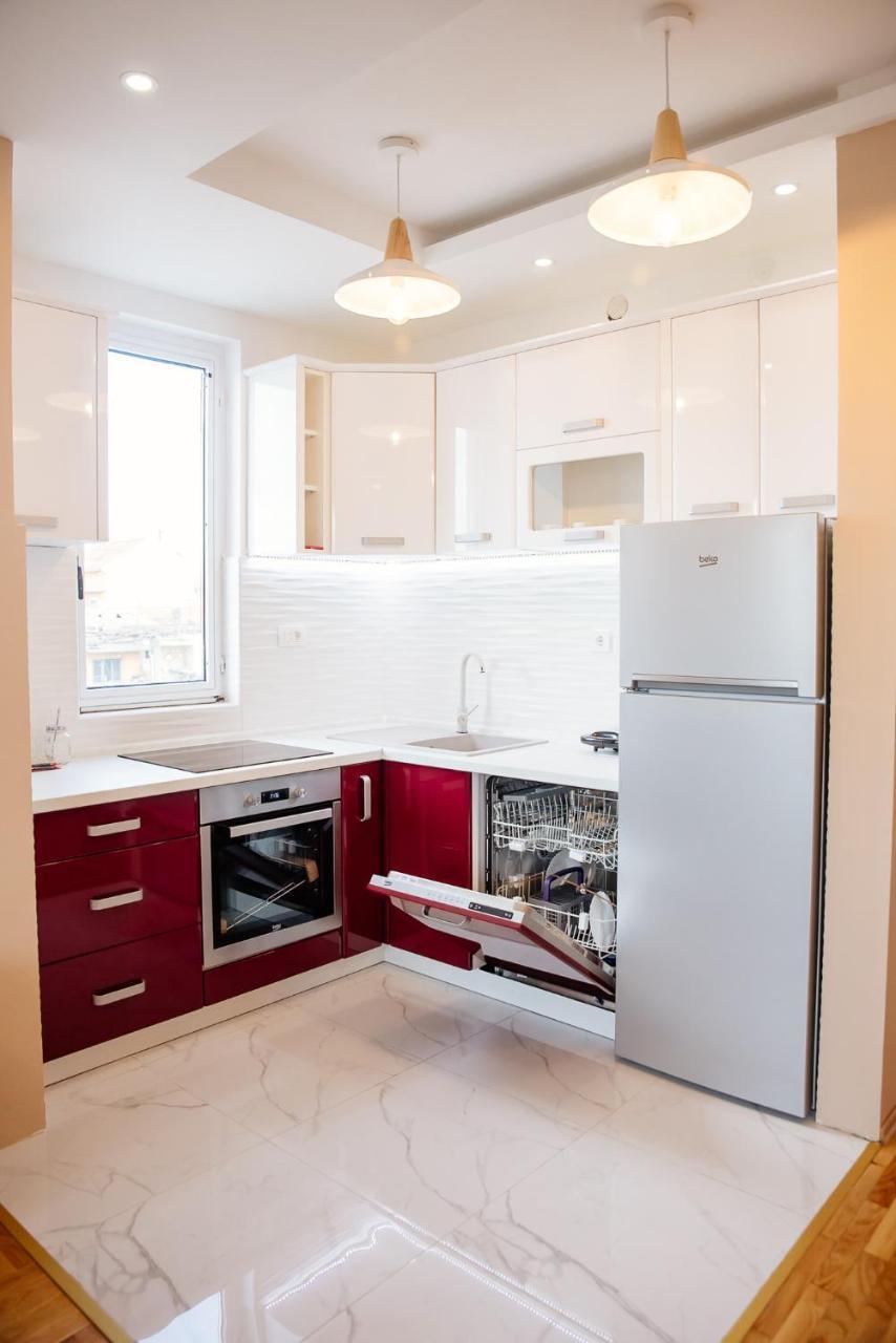 פודגוריצה Apartment Luxury Explorer מראה חיצוני תמונה